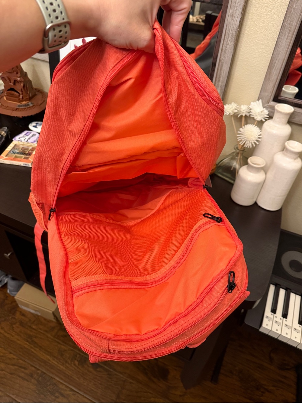 New Nike Brasilia Large School Work Laptop Sports Backpack Black and Coral - Picture 6 of 9
